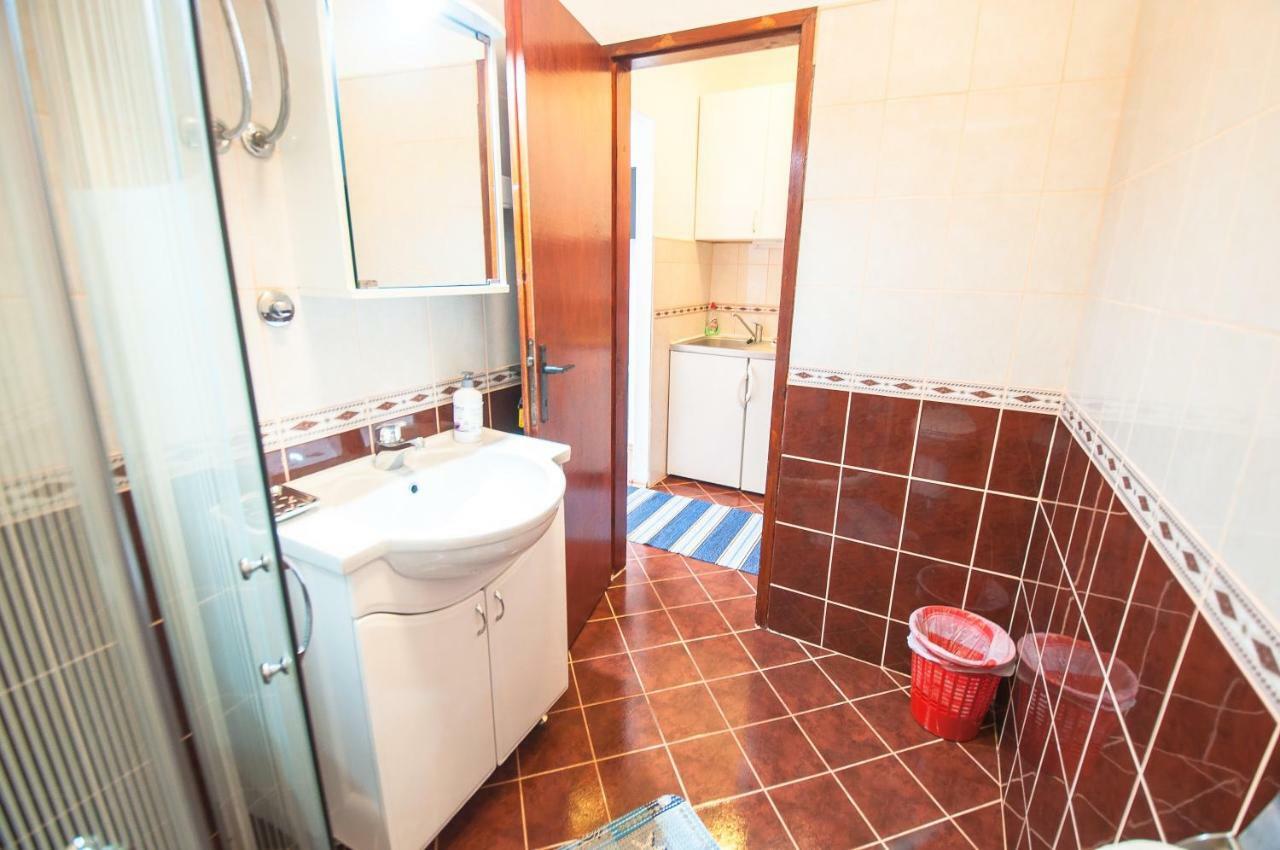 Apartments Milena Τίβατ Εξωτερικό φωτογραφία
