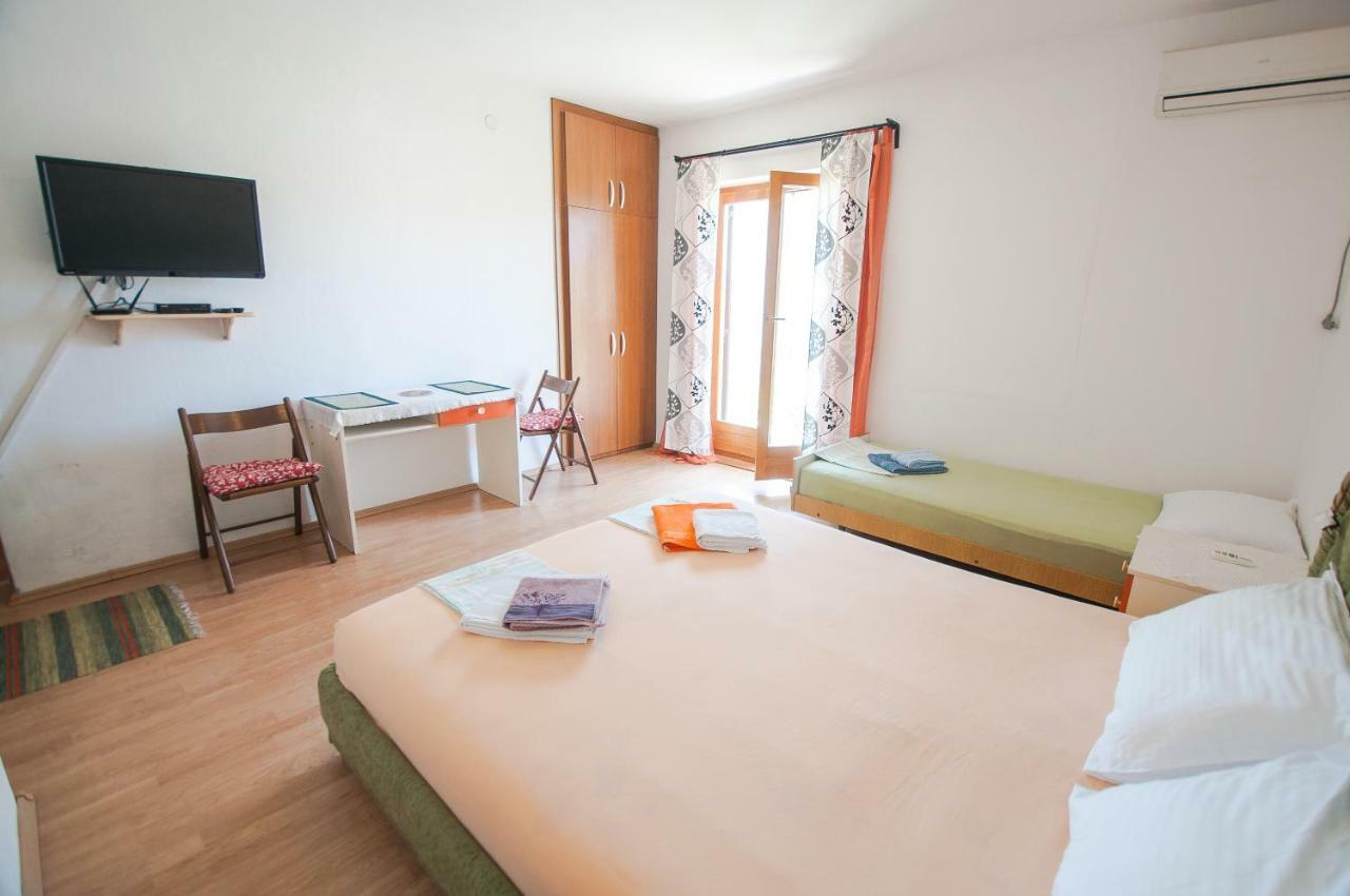 Apartments Milena Τίβατ Εξωτερικό φωτογραφία